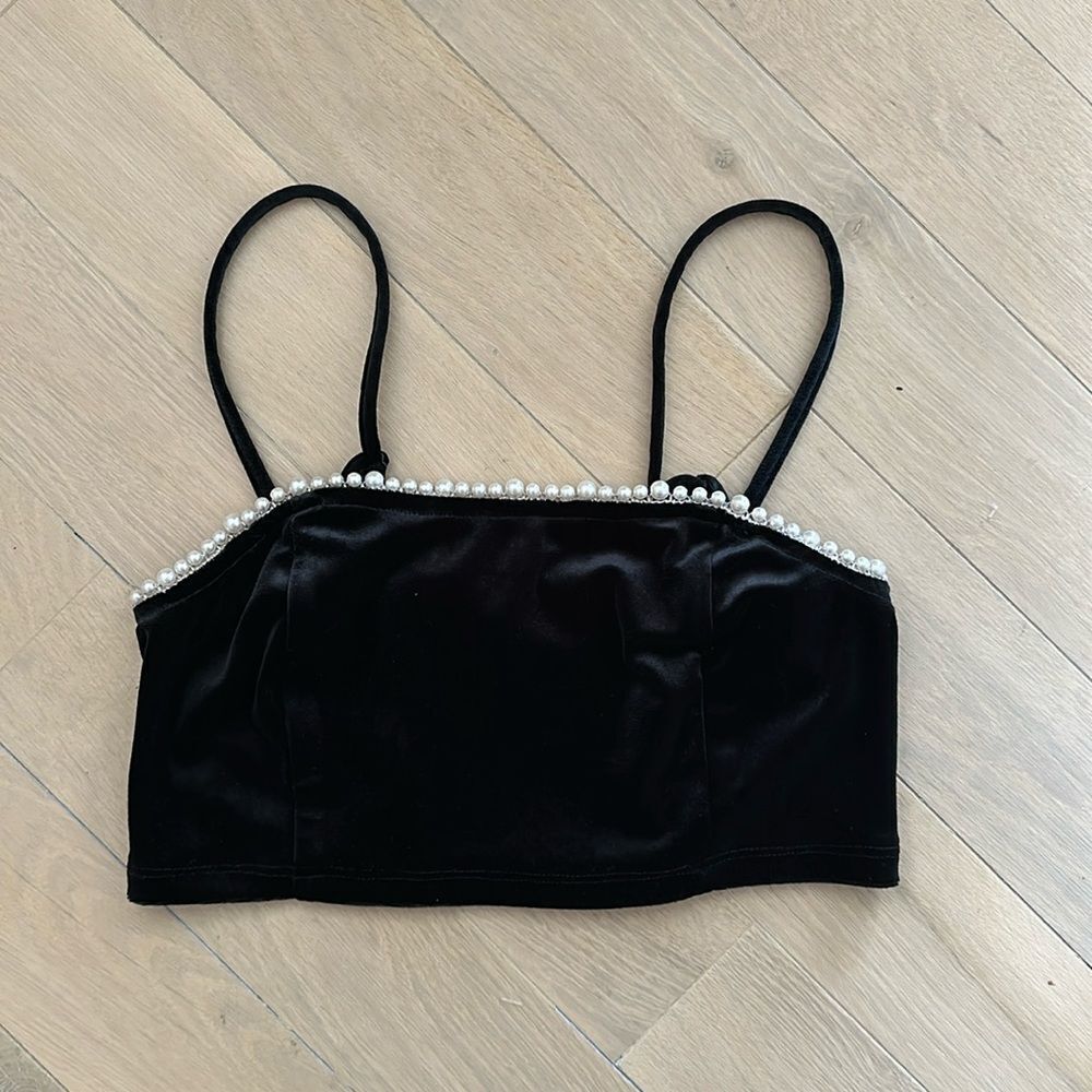Velvet pearl crop top - Picture 1 of 1